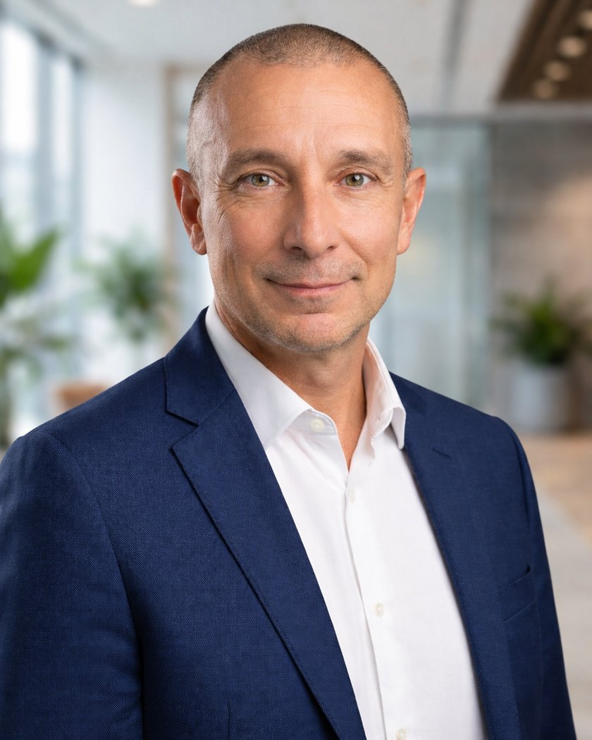 Tomasz Krawczyk - EU food law and food supplements